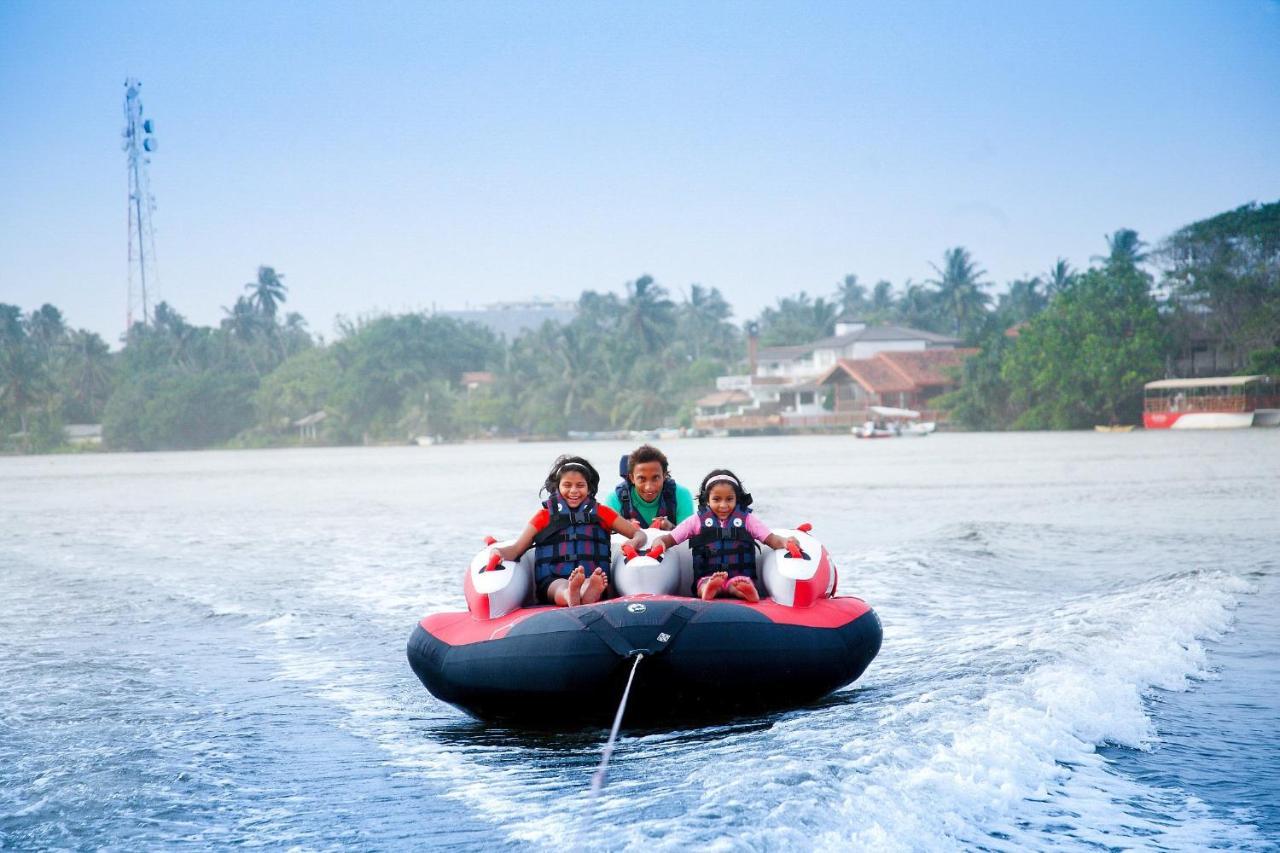 Centara ceysands resort шри ланка. Сентара Шри Ланка. Центара Шри Ланка Бентота. Centara Ceysands Resort & Spa Sri Lanka. Шри Ланка с детьми.